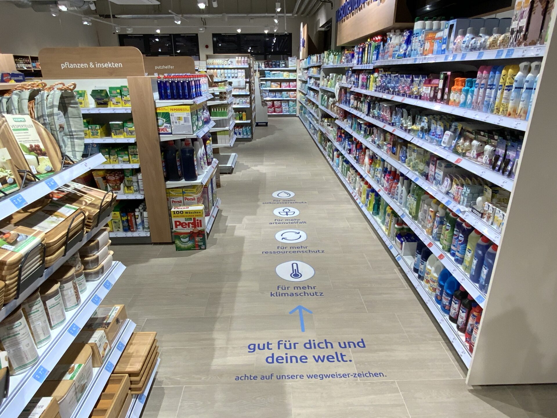 Kult aus Hamburg: Neuer BUDNI in Potsdam - Supermarkt Inside